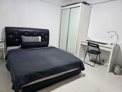 Blk 410 Jurong West Street 42 (Jurong West), HDB Executive #561497391